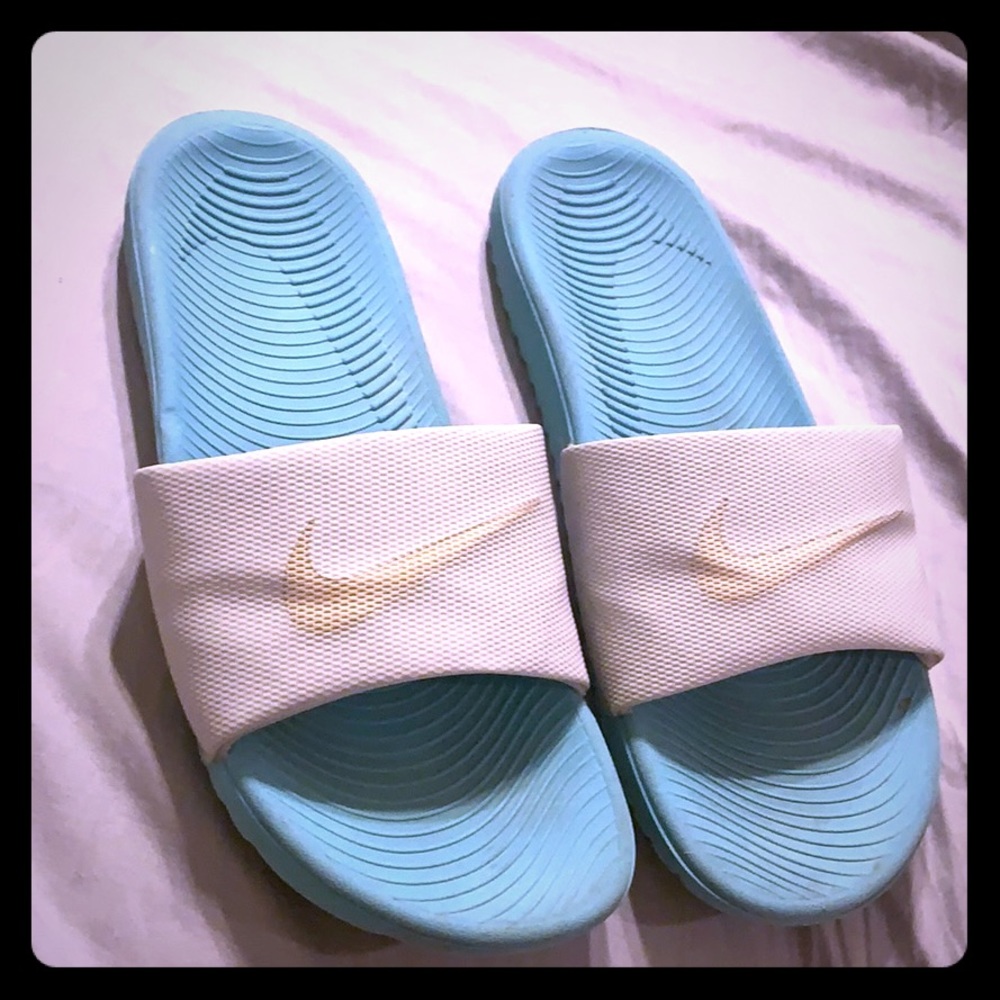 Women’s Size 11 Nike Slides